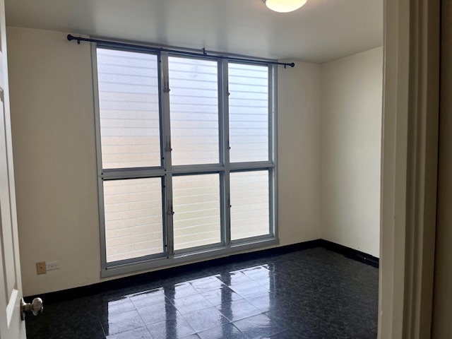 2440 Date St in Honolulu, HI - Building Photo - Building Photo