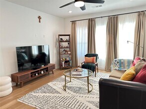 19320 Forman Dr in Pflugerville, TX - Building Photo - Building Photo