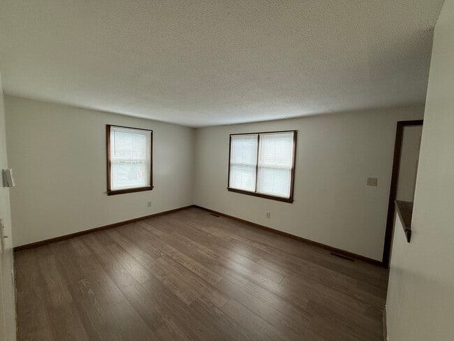 41 Guy Pl, Unit 41 in West Springfield, MA - Building Photo - Building Photo