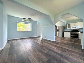 209 Lake St SE in Ilwaco, WA - Building Photo - Building Photo
