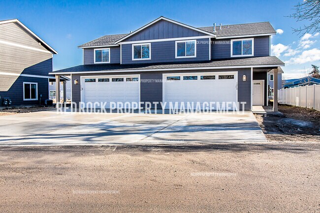 1116 N Davis Ln in Spokane Valley, WA - Building Photo - Building Photo