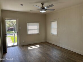 202 Adelma St in Lafayette, LA - Building Photo - Building Photo