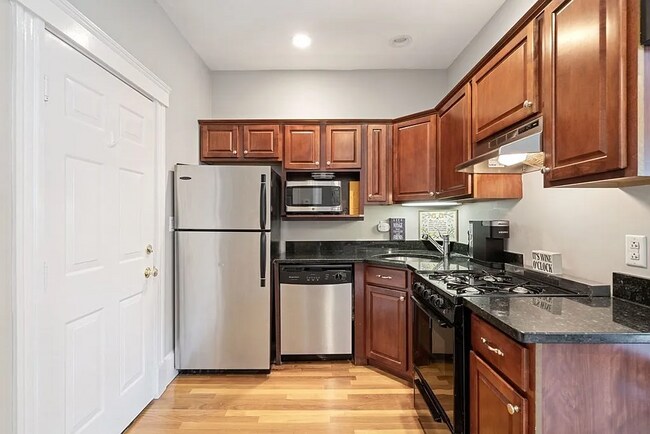 property at 177 W 6th St
