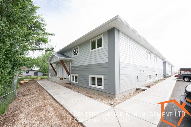 property at 5601 43 Ave