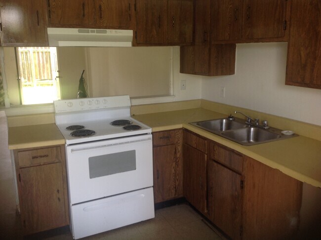 14 Airlie St in Harvey, LA - Building Photo - Building Photo