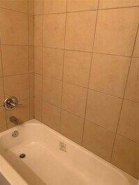 8607 Beviamo St photo'