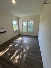 820 Woods St in Wichita Falls, TX - Building Photo - Building Photo