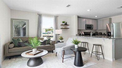 528 Zinfandel Dr in Daytona Beach, FL - Building Photo - Building Photo