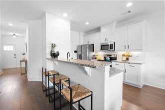 5873 Greystone Dr in Lithonia, GA - Building Photo - Building Photo