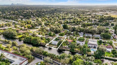 201 S Biscayne River Dr in Miami, FL - Building Photo - Building Photo