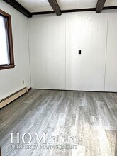 516 3rd St NE, Unit 2 in Waseca, MN - Building Photo - Building Photo