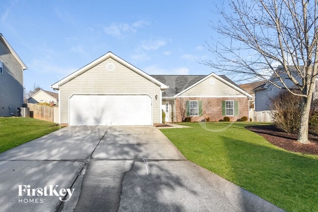 4512 Camden Ridge Dr in Greensboro, NC - Foto de edificio - Building Photo