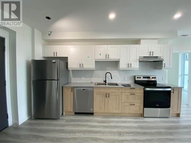 property at 181 Elmira Rd S