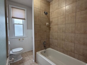 1113 Lafayette Ave in Prospect Park, PA - Building Photo - Building Photo