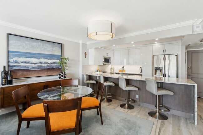 1900 S Ocean Blvd in Pompano Beach, FL - Building Photo - Building Photo