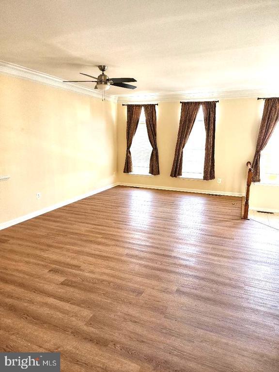 119 Misty Pond Terrace in Purcellville, VA - Building Photo - Building Photo