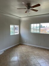 1012 N Ditman Ave in Los Angeles, CA - Foto de edificio - Building Photo