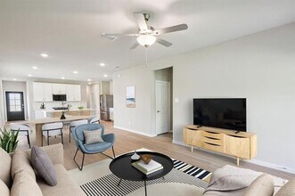 711 Dotty Dr in McKinney, TX - Building Photo - Building Photo