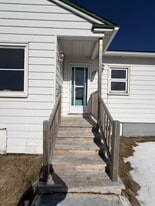 694 Torbay Rd in St John's, NL - Building Photo