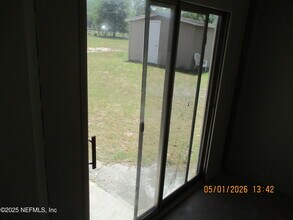 5437 Co Rd 218 in Middleburg, FL - Building Photo - Building Photo