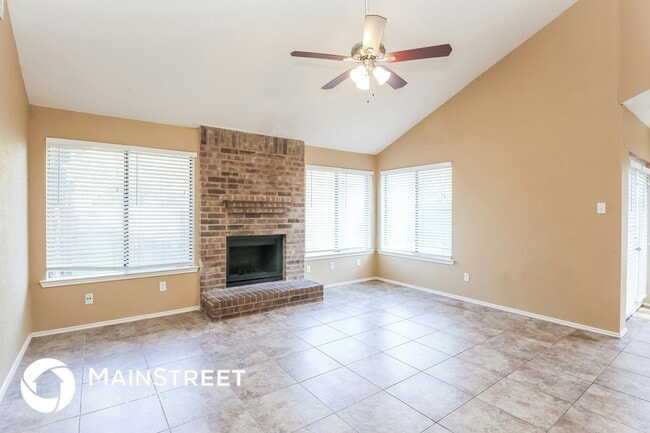 4031 Rocky Ledge Dr in Balch Springs, TX - Building Photo - Building Photo