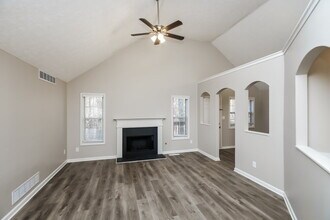 2740 Owens Dr in Marietta, GA - Building Photo - Building Photo