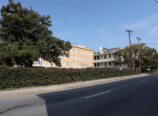 Telfair Arms Apartments in Savannah, GA - Building Photo - Building Photo