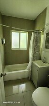 9800 E Bay Harbor Dr in Bay Harbor Islands, FL - Building Photo - Building Photo