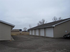 1380 Heritage Dr in New Richmond, WI - Building Photo - Building Photo