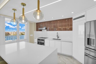 550 S Ocean Blvd in Boca Raton, FL - Building Photo - Building Photo