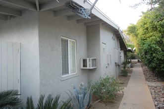 1315 N Indian Canyon Dr in Palm Springs, CA - Building Photo - Building Photo