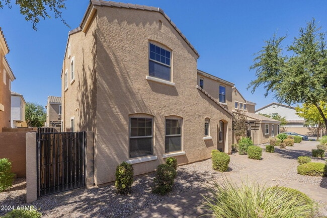 2873 E Bart St in Gilbert, AZ - Building Photo - Building Photo