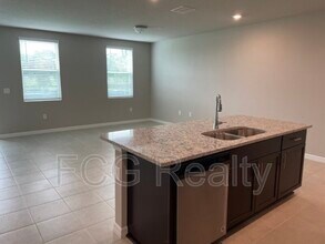 1021 Desert Candle Dr in Ocoee, FL - Building Photo - Building Photo