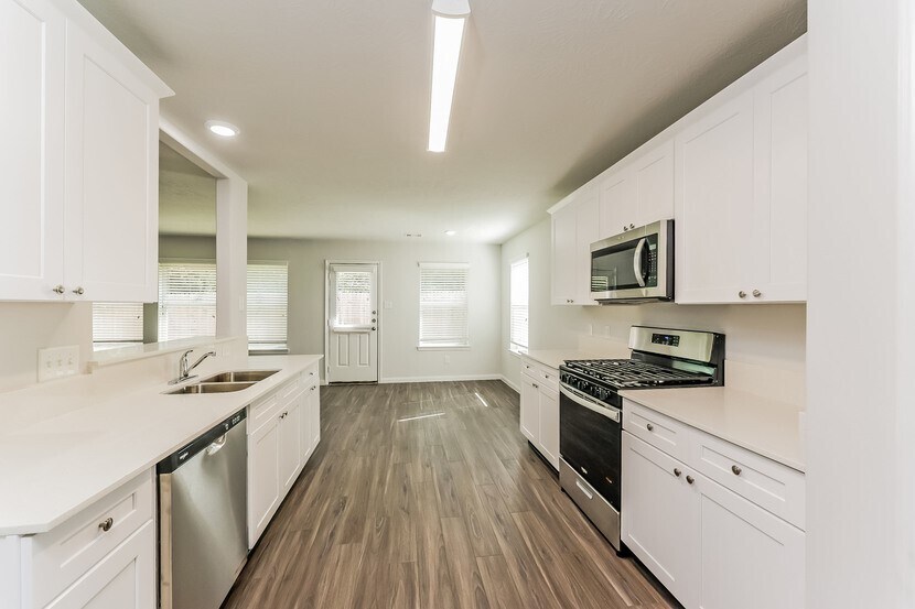 21706 N Werrington Way in Houston, TX - Building Photo