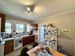 8A Forest St, Unit 5 in Cambridge, MA - Foto de edificio - Building Photo