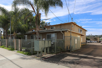 34 Keys in El Cajon, CA - Building Photo - Building Photo