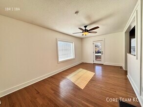 4328 Roanoke Pkwy in Kansas City, MO - Building Photo - Building Photo