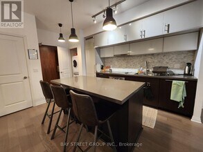 8 Mercer St in Toronto, ON - Building Photo - Building Photo