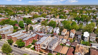 4038 W Addison St in Chicago, IL - Building Photo - Building Photo