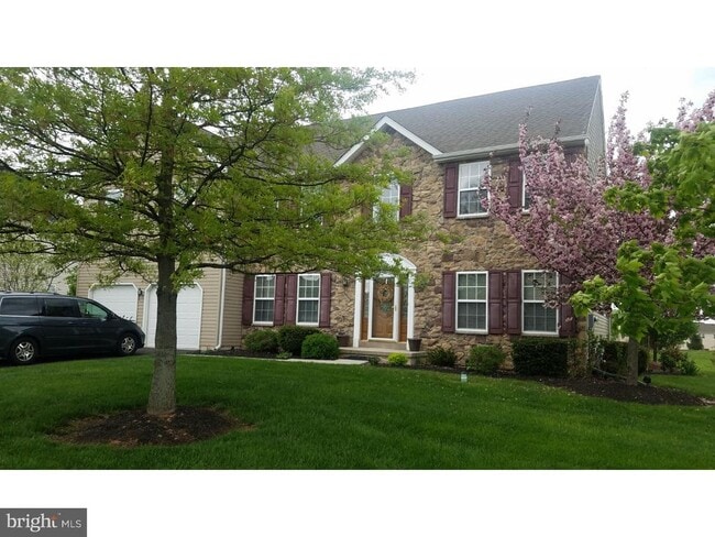 property at 1074 Grayson Dr