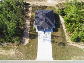 217 Greenbriar Blvd in Lehigh Acres, FL - Building Photo - Building Photo
