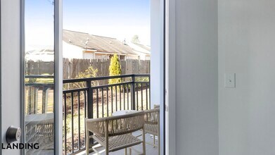 2110 Birkhall St in Raleigh, NC - Foto de edificio - Building Photo