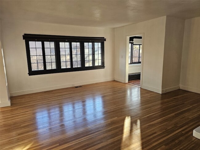 811 #1 Don Diego Unit 1 in Santa Fe, NM - Foto de edificio - Building Photo