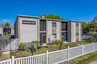 Lakeside in St. Petersburg, FL - Building Photo - Building Photo