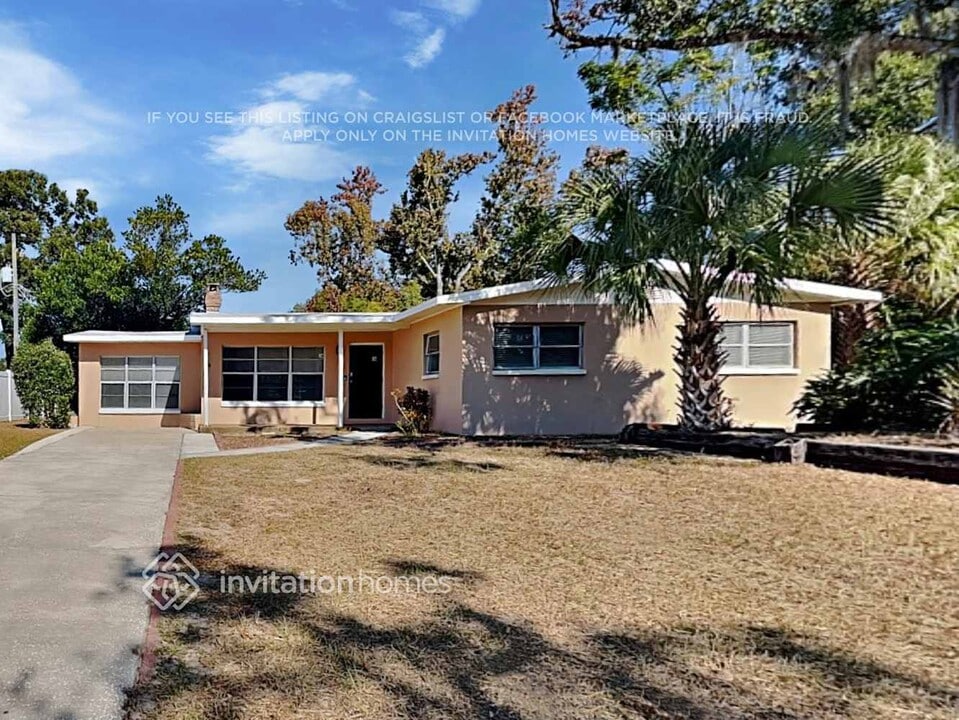 106 Glen Ridge Ave in Temple Terrace, FL - Building Photo