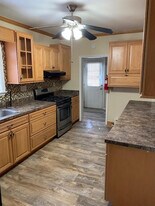 693 Columbus Ave, Unit 693 in Phillipsburg, NJ - Building Photo