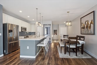 10379 W 55th Ln in Arvada, CO - Foto de edificio - Building Photo