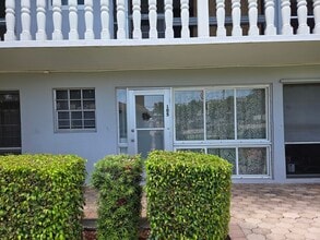1965 SE 5th Ct, Unit 105 N in Pompano Beach, FL - Foto de edificio - Building Photo