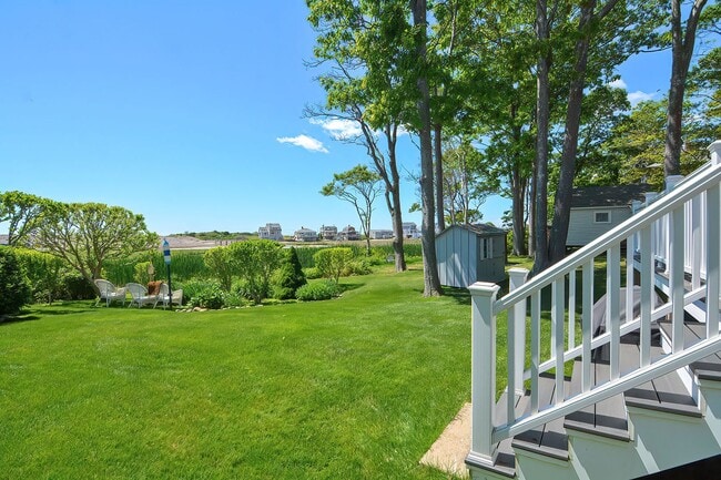 2 Saratoga Ct in Rockport, MA - Building Photo - Building Photo