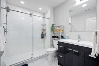 10 Taber St, Unit 209 in Boston, MA - Building Photo - Building Photo